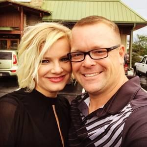 Meet your Posher, Lee erica